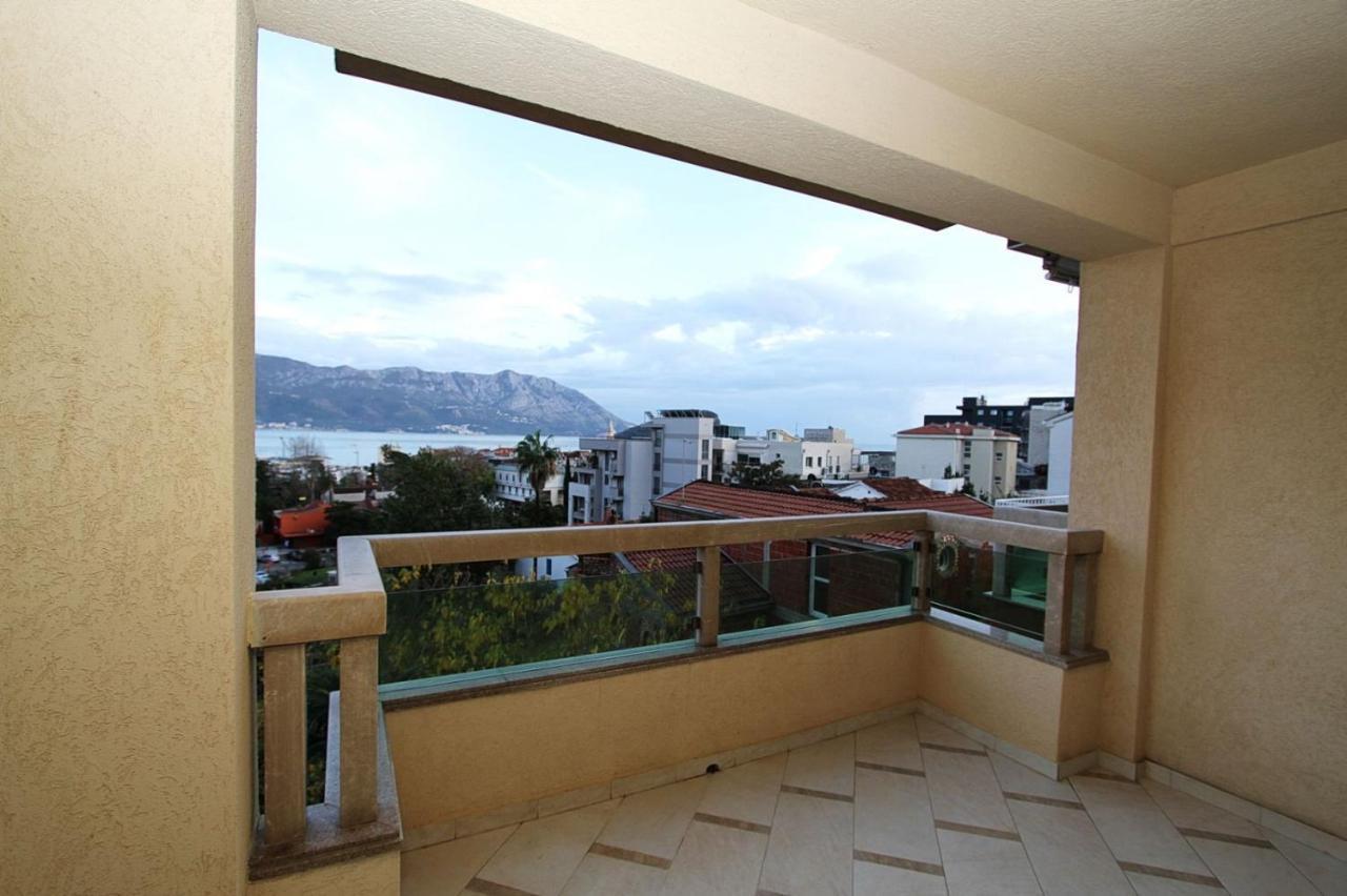 Luxury Apartment Big Blue Budva Exterior photo